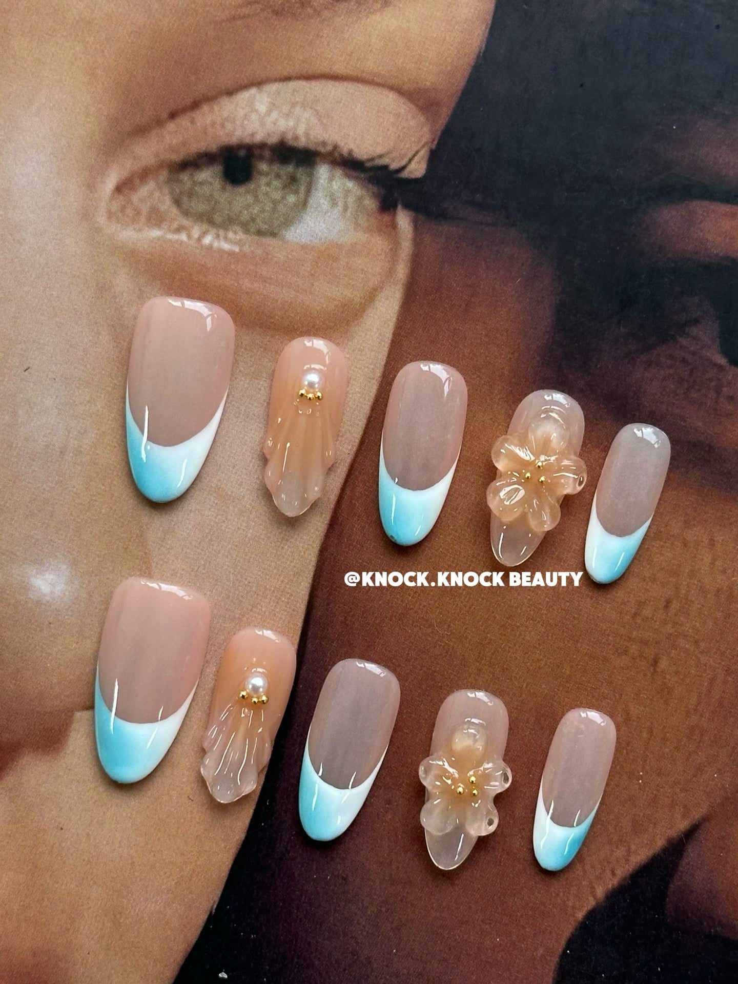 Gradient Blue 3D Flower Nails