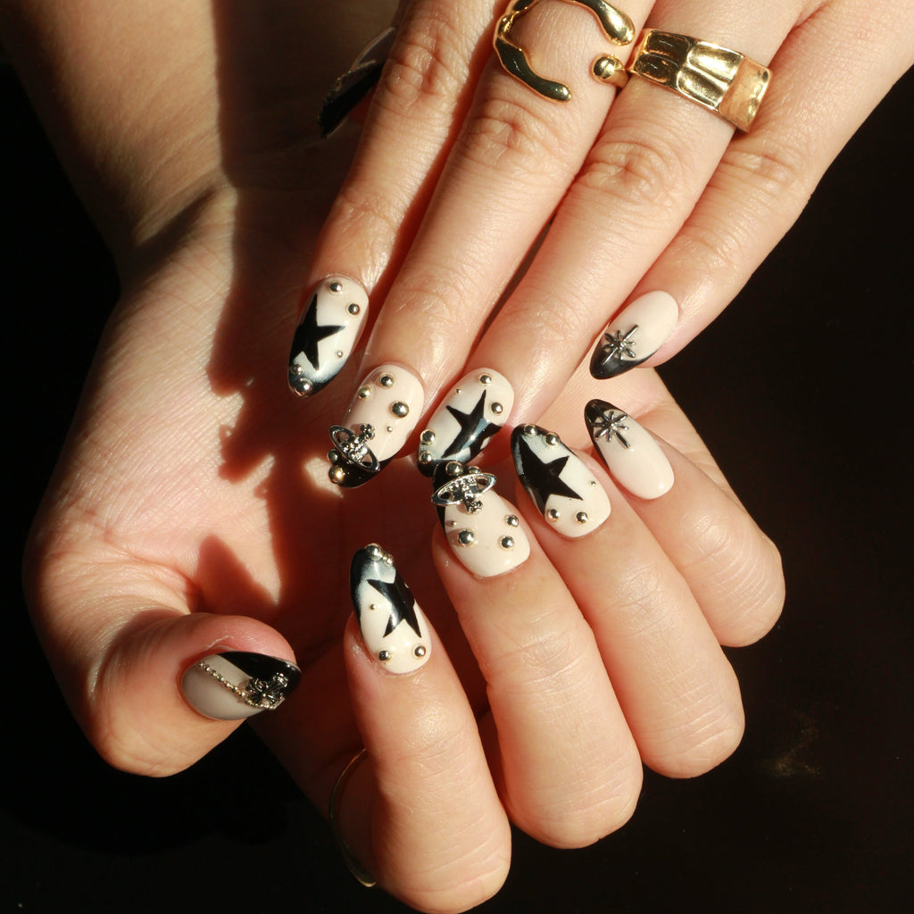 Black & White Devotion