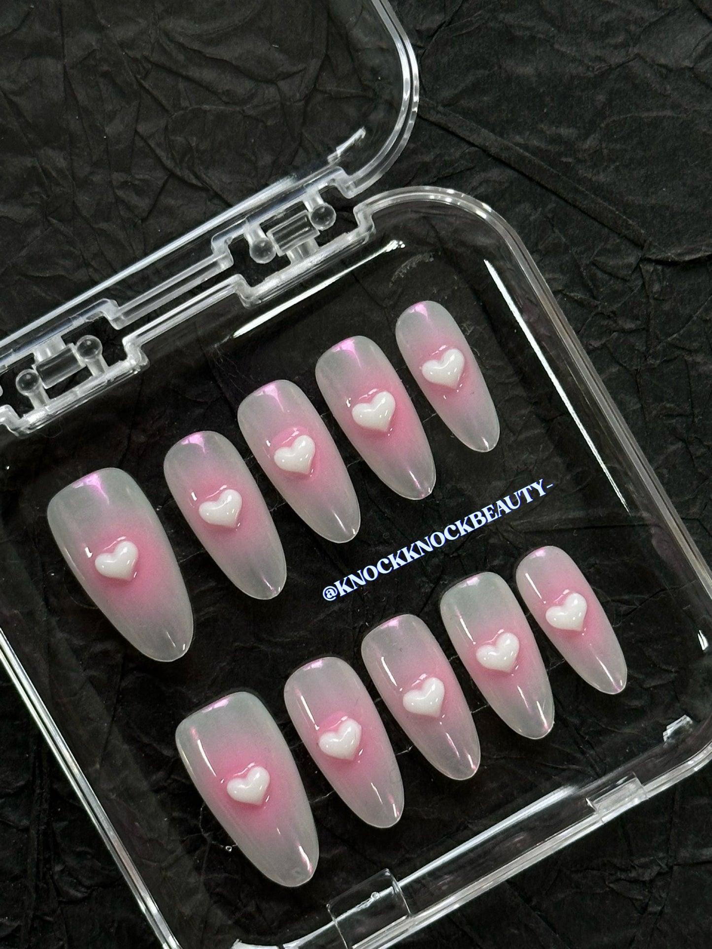 PINK HEART HANDMADE PRESS-ON NAILS