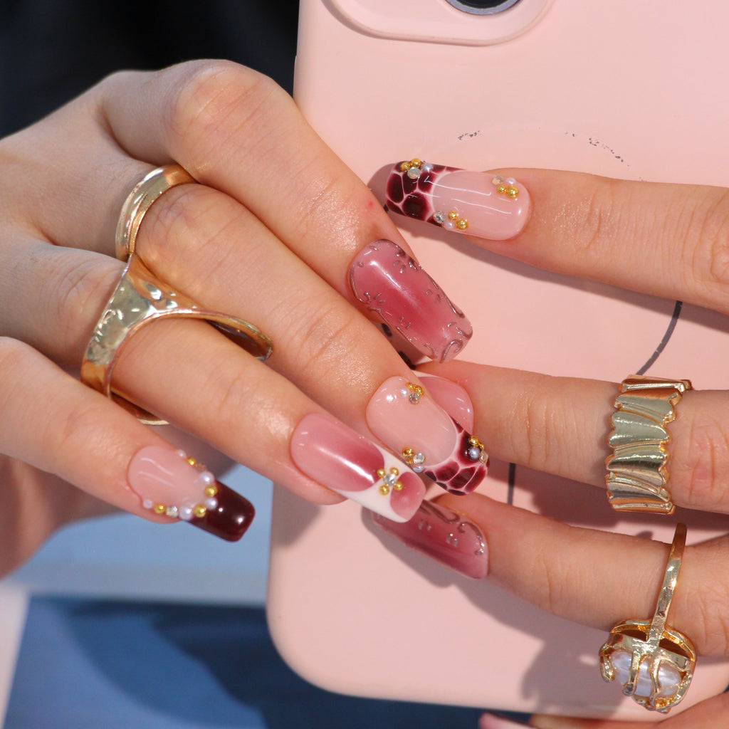 Rose Dusk uñas press-on detalle 2