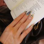 Blue Prelude uñas press-on detalle 3