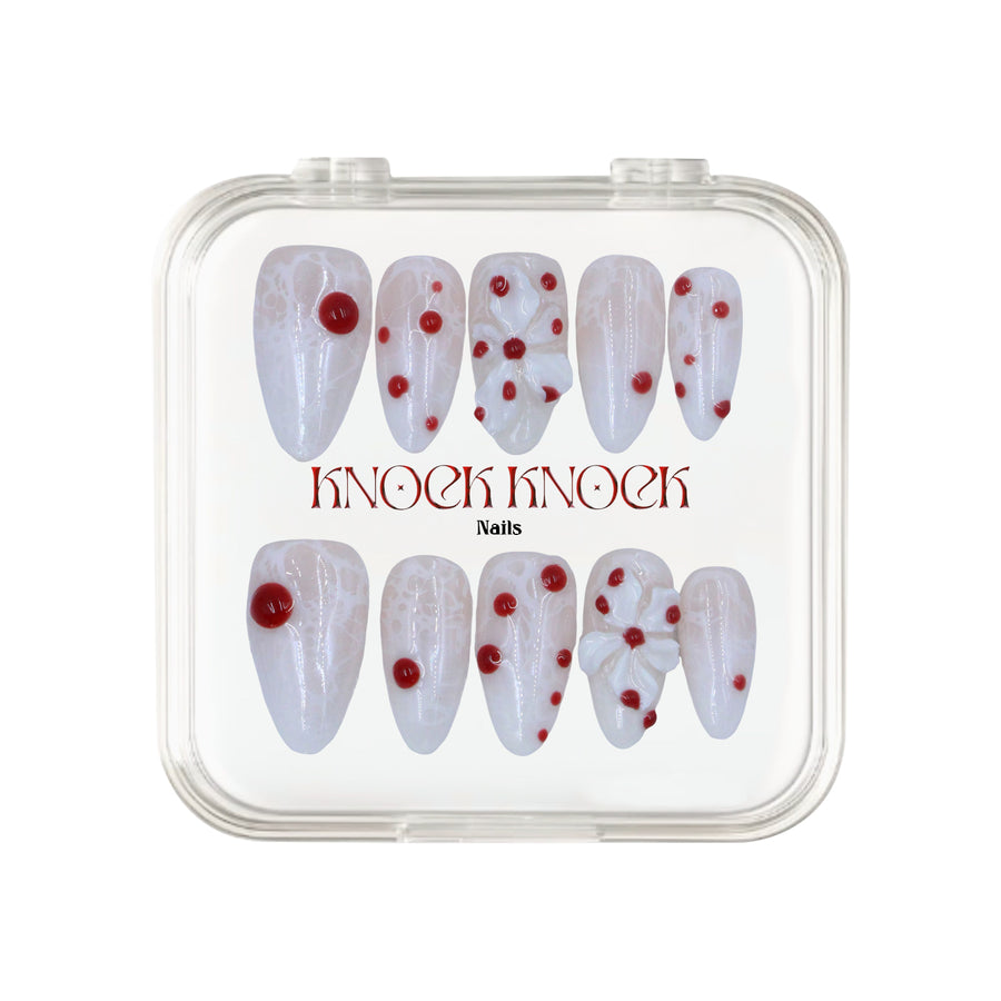 Crimson Ribbon uñas press-on vista principal